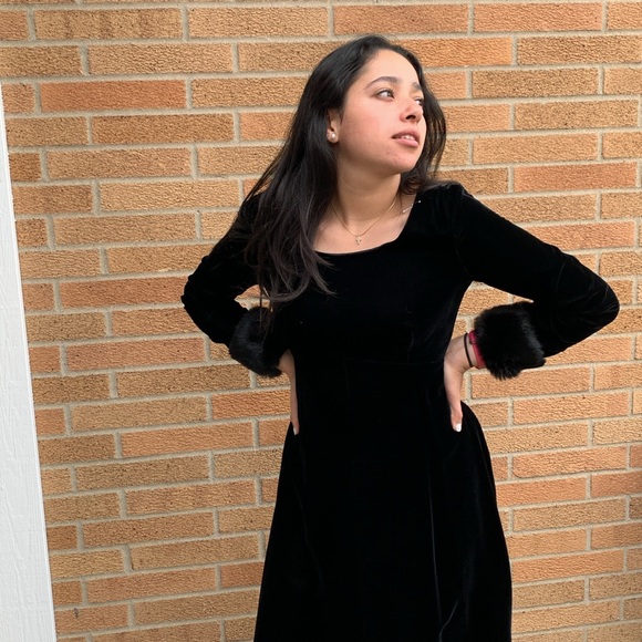 Vintage Black Velvet Fur Trimmed Cocktail Dress by Bernie Bee - Picture 2 of 16